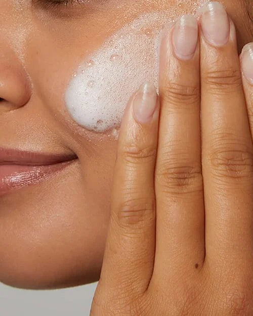 Hydrating Cream-to-Foam Cleanser 237ml.